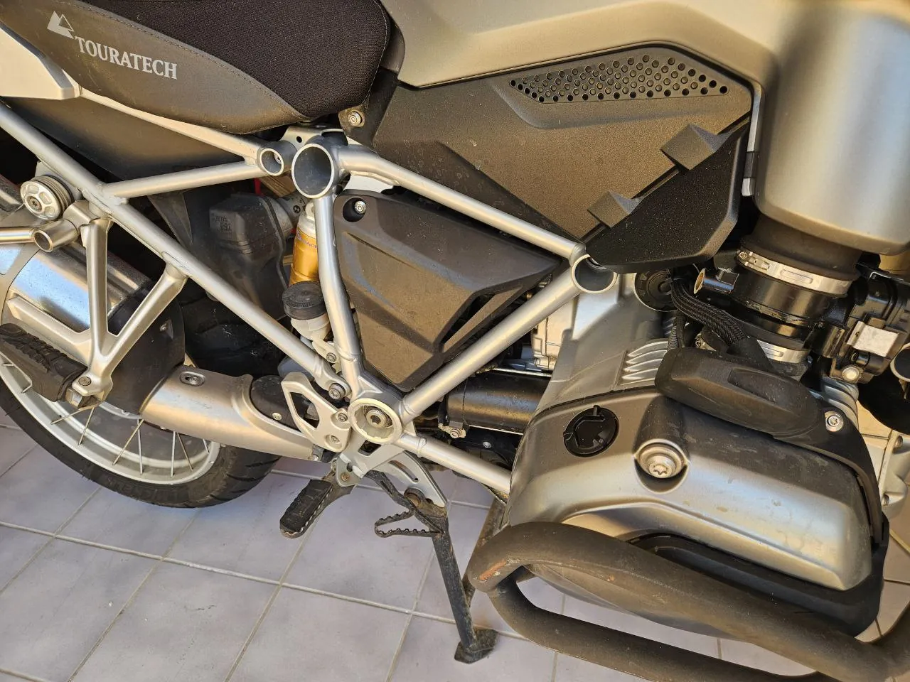 GeoBeetle on battery - angle 9